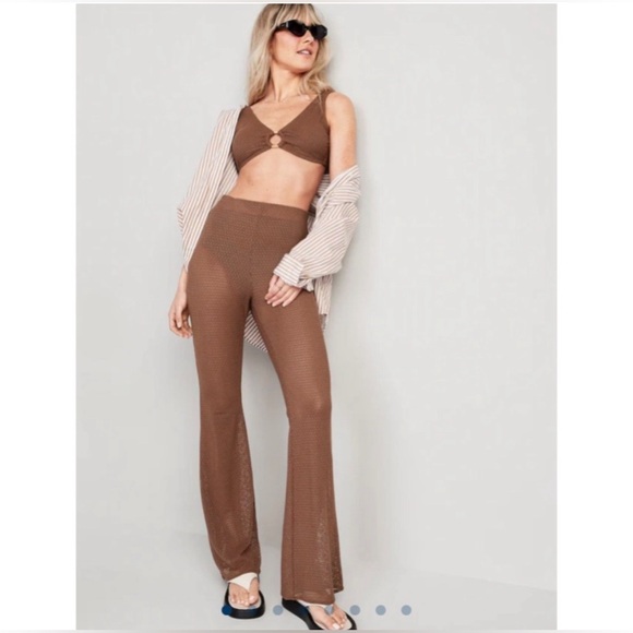 Old Navy Women High-Waisted Crochet Flare Cover-Up Pants NWT - Picture 1 of 3